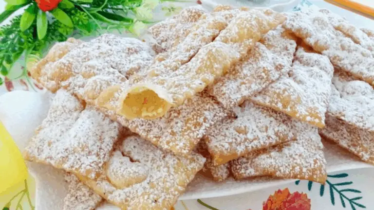 Chiacchiere di Carnevale: la Ricetta Perfetta per Dolci Croccanti e Friabili!