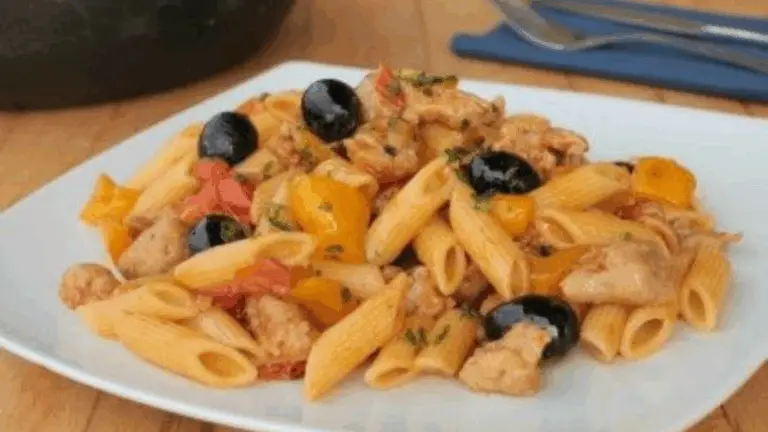 Pasta con Melanzane Fritte e Provola Affumicata