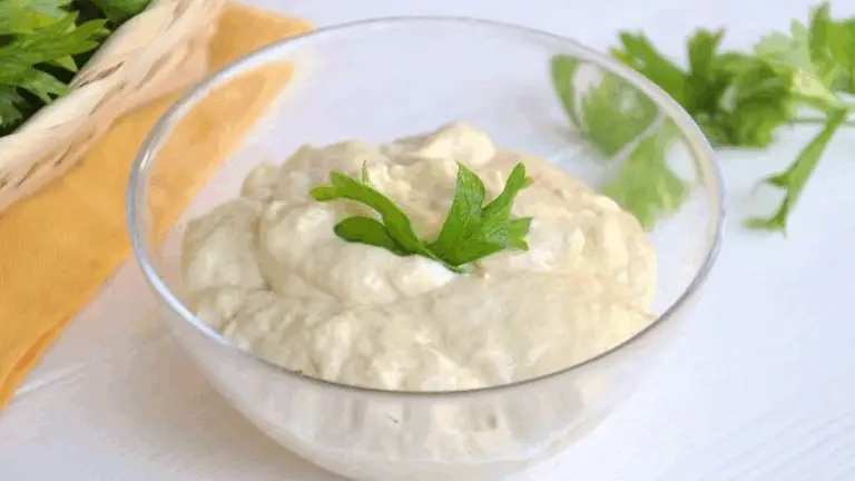 Salsa Tonnata Cremosa: Il Condimento Perfetto per Vitello, Panini & Co.!