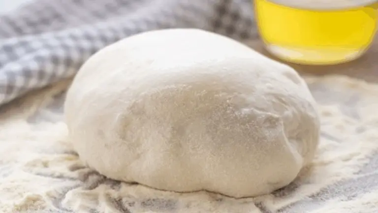 L’impasto per la Pizza fatto in casa che conquista tutti: soffice, fragrante e irresistibile!