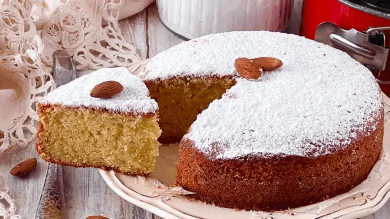 Torta Soffice alle Mandorle: Morbidezza e Profumo Irresistibili!