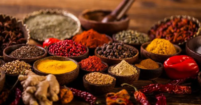 🌿 Spezie che Rivoluzionano la Tua Salute: Conoscere per Vivere Meglio 🌿
