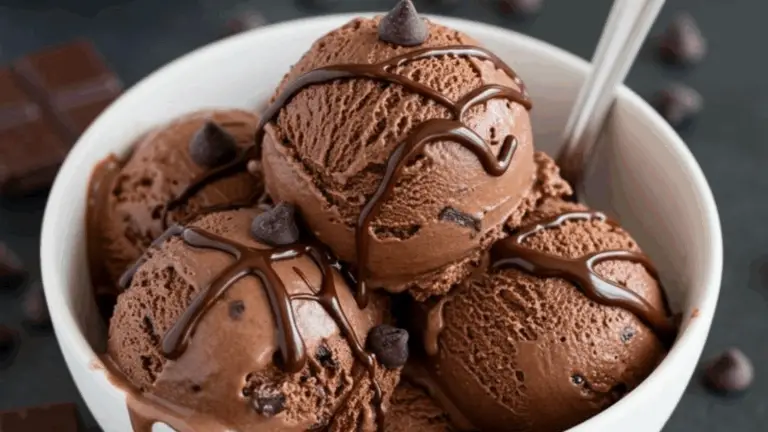 Gelato al Cioccolato Italiano: Cremoso e Intenso