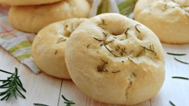 Focaccine Soffici: Perfette per la Merenda dei Più Piccoli!