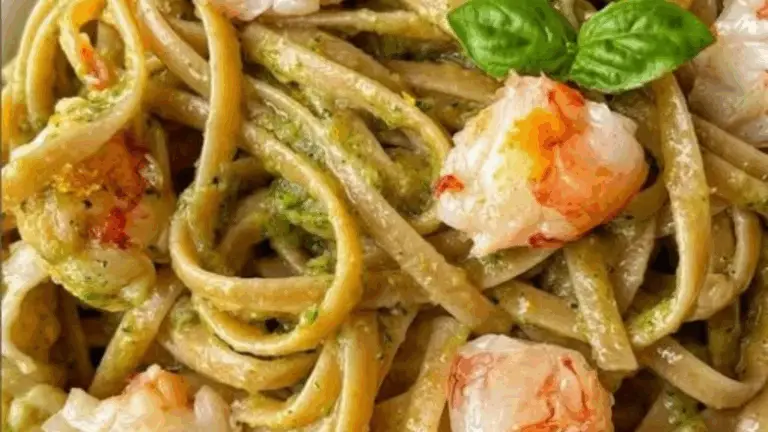Linguine al pesto di zucchine con gamberoni scottati al basilico e limone