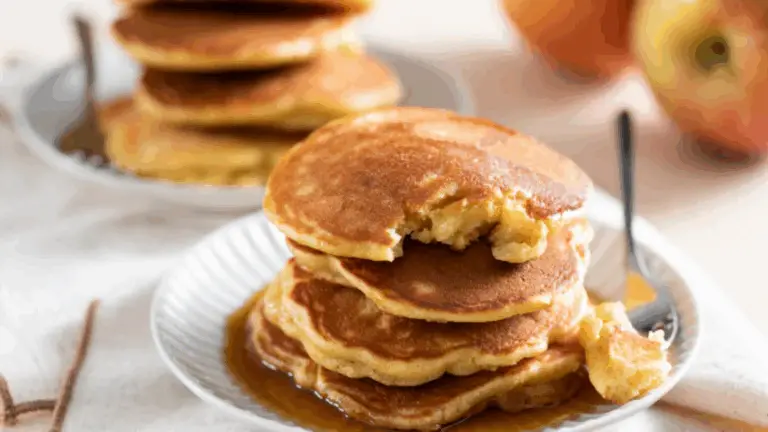 Pancake alla Mela: Soffici, Profumati e Perfetti per la Colazione