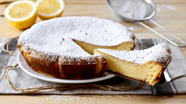 Torta di Yogurt Greco: Leggera, Cremosa e Irresistibilmente Soffice!