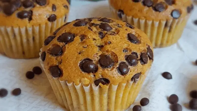 Muffin Cocco, Carote, Mandorle e Cioccolato: Energia e Dolcezza in un Boccone!
