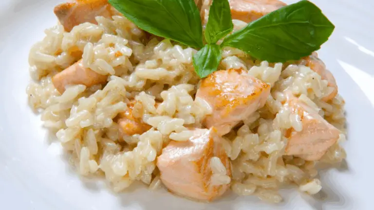 Risotto al Salmone – Cremoso, Elegante e Pronto in 30 Minuti