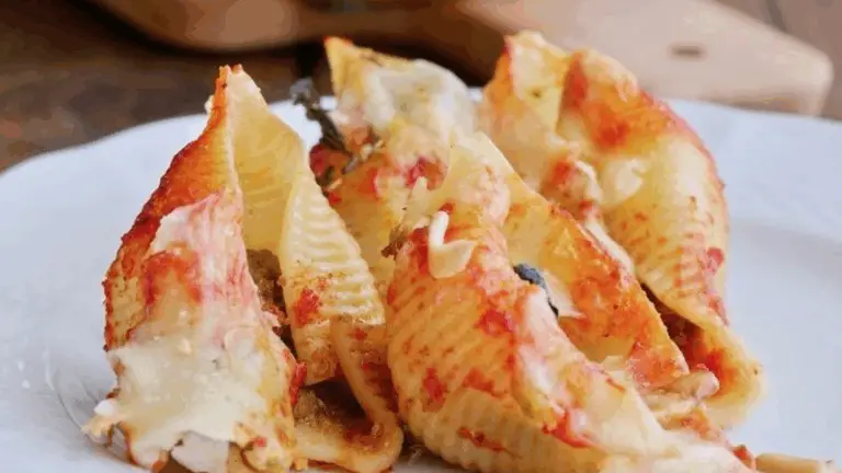 Conchiglioni Ripieni di Melanzane, Ricotta e Provolone