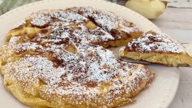 Frittata di Mele in Padella: il dolce senza forno pronto in 5 minuti!