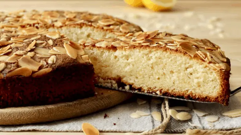 Torta alle Mandorle Soffice e Leggera