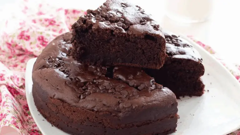 Torta Morbidissima Yogurt e Cioccolato: la Coccola Perfetta da Forno