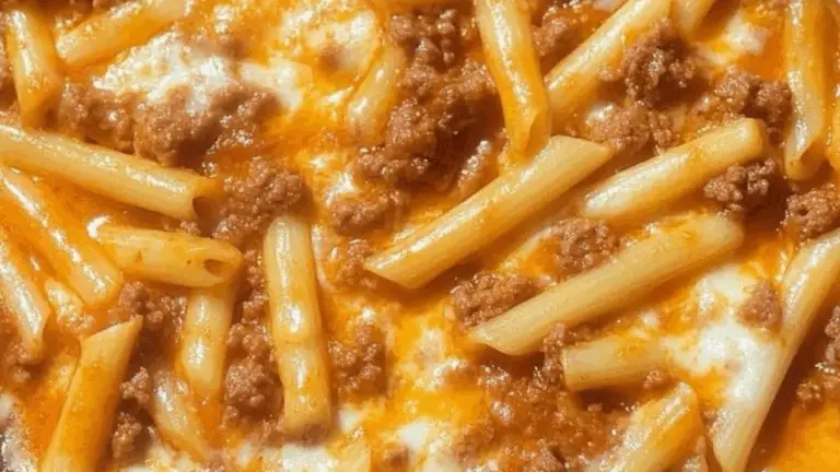 Pennette al Forno con Salsiccia, Besciamella e Mozzarella