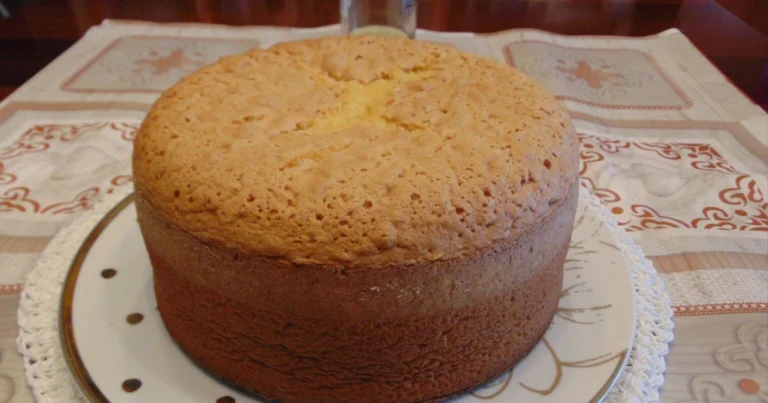 Pan di Spagna Alto e Soffice: La Ricetta Perfetta per Ogni Occasione
