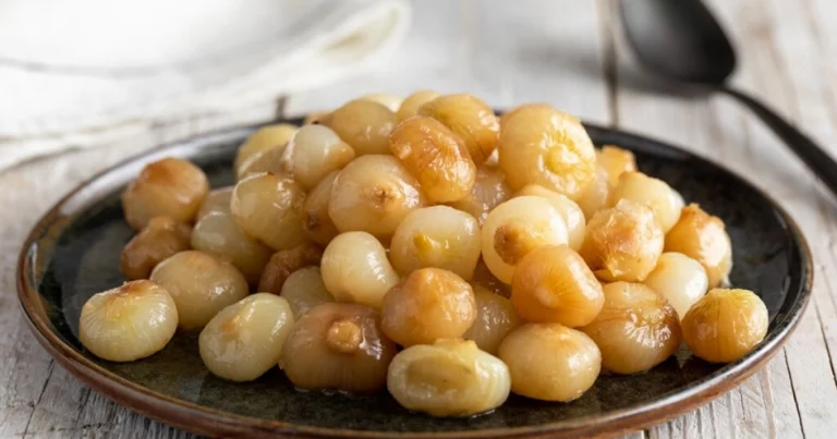 Cipolline in Agrodolce: La Ricetta della Nonna per un Contorno Irresistibile