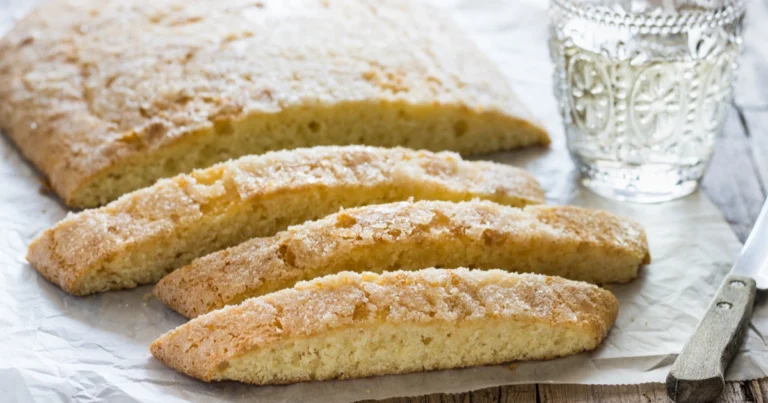 Ciambella Romagnola: Il Dolce Tradizionale dell’Emilia-Romagna