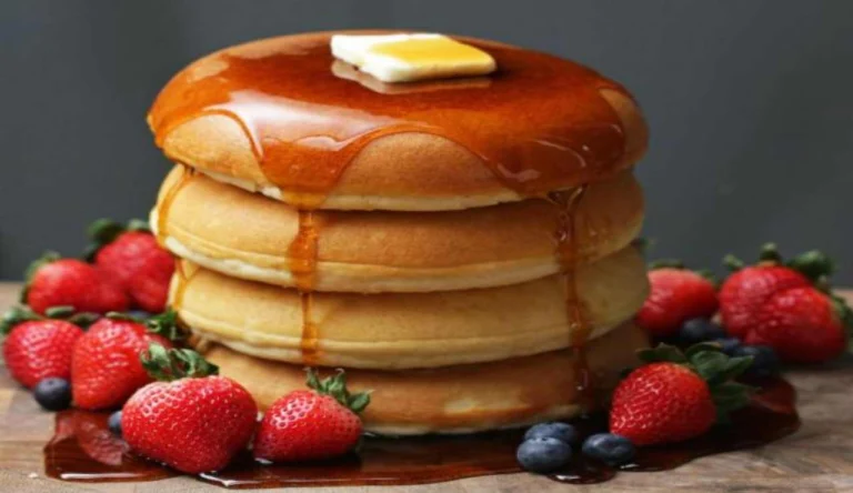 Pancakes super soffici: la ricetta con albume montato per una colazione da sogno