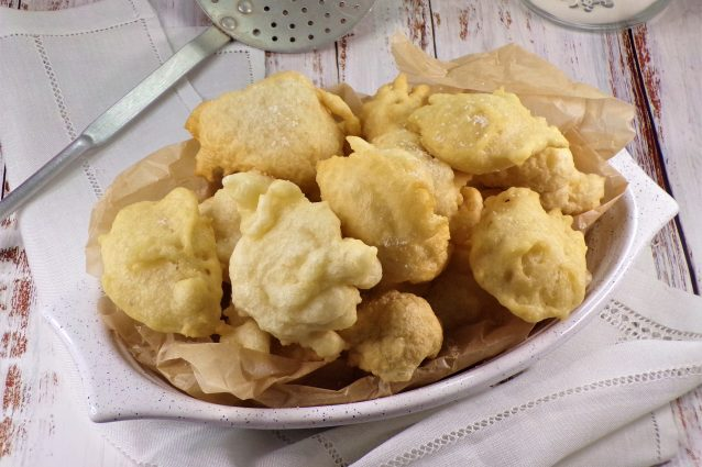 Zeppole di Pasta Cresciuta: La Ricetta Tradizionale Napoletana