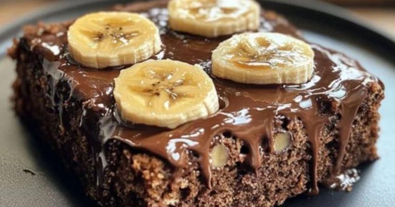 Torta di Fiocchi d’Avena, Banana e Cioccolato: Un Dolce Sano e Goloso