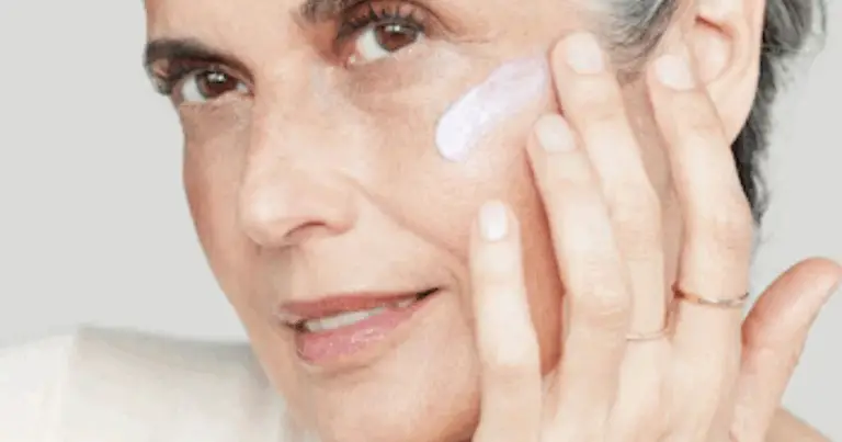 Glow Up Naturale: 10 Soluzioni Semplici per Trasformare il Tuo Look ✨