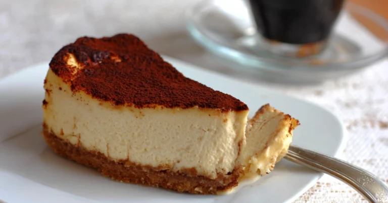 Cheesecake al caffè: la ricetta senza cottura che conquista ogni amante del caffè