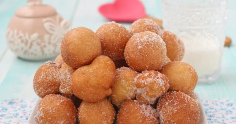 Frittelle Veloci al Cucchiaio: Deliziose, Facili e Perfette per Ogni Occasione