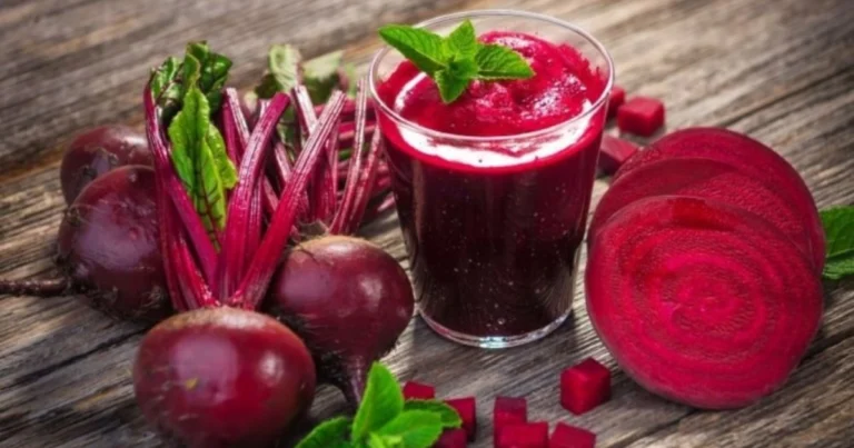 Ti senti lento? Prova questo smoothie depurativo del sangue che funziona come per magia!