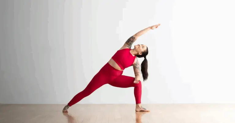 Yoga Slim-Fit per Principianti: Sequenza Dolce per Tonificare e Allungare il Corpo