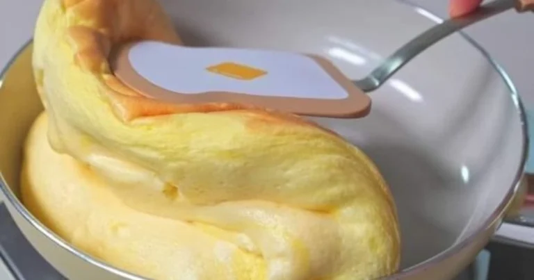 Nuvola di Frittata: Una Ricetta Leggera e Facile con Solo Tre Ingredienti