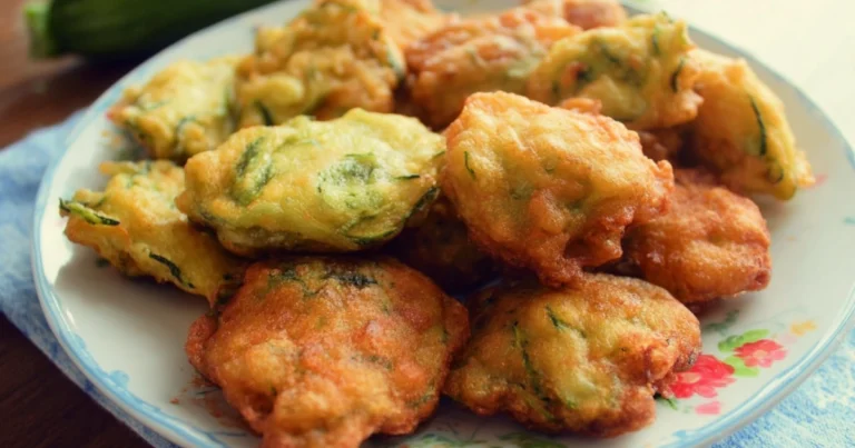 Frittelle di Zucchine Croccanti: Ricetta Facile e Veloce per un Antipasto Estivo