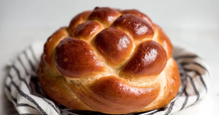 Treccia di Panbrioche Morbida: La Ricetta Facile per un Dolce Soffice e Profumato