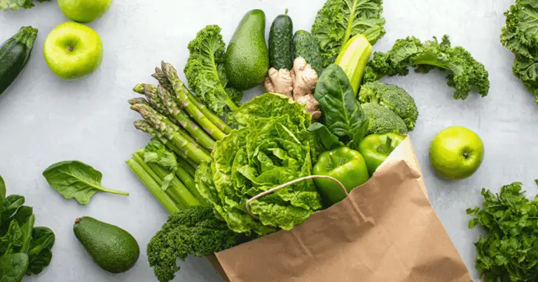 Fonti naturali di vitamina K: gli alimenti più ricchi 🥦🥝🥬