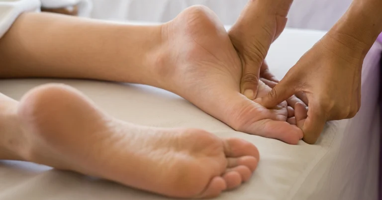 Riflessologia plantare: la mappa del piede per il benessere del corpo