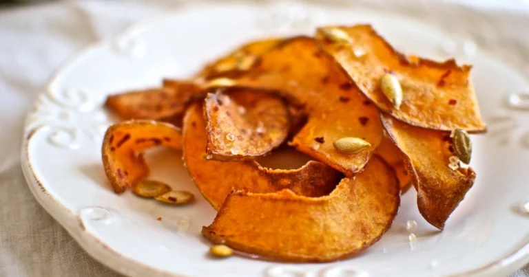 Chips di zucca in friggitrice ad aria: la ricetta croccante e leggera