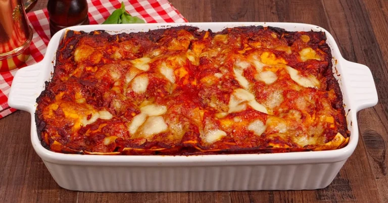 Lasagna al ragù napoletano: la ricetta autentica e digeribile