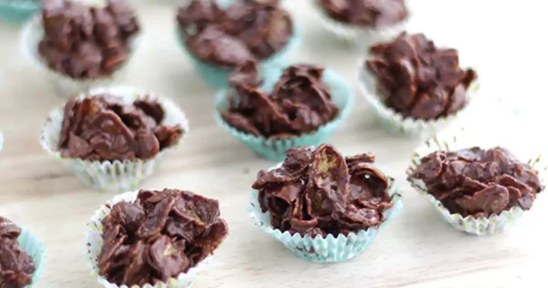 Rose del deserto al cioccolato: dolcetti croccanti e veloci con soli due ingredienti