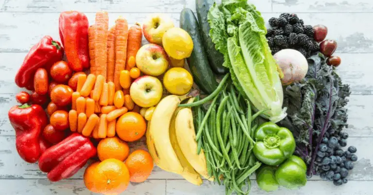 Mangiare a colori: guida completa ai benefici degli alimenti colorati