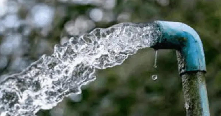 Soluzioni naturali per estrarre acqua dai pozzi profondi senza elettricità