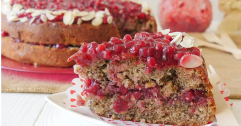 Torta di Grano Saraceno e Mirtilli Rossi: Ricetta Tradizionale dell’Alto Adige