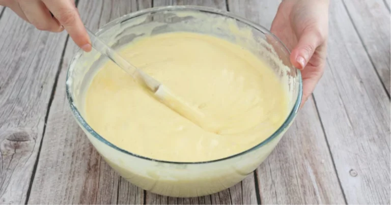 Torta al Limone Alta e Soffice della Nonna