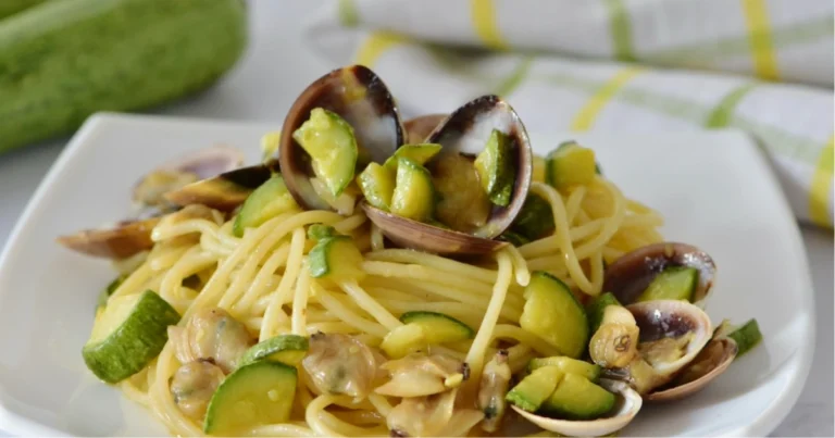 Spaghetti alle zucchine: la ricetta leggera e saporita della cucina italiana