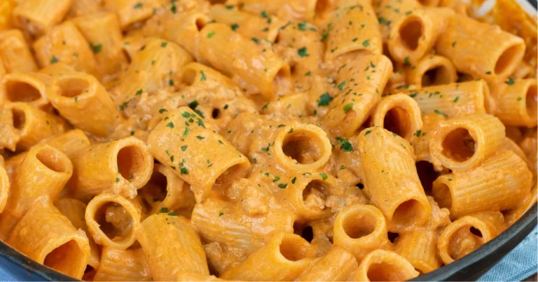 Pasta alla carcerata: ricetta cremosa e saporita per un primo piatto semplice