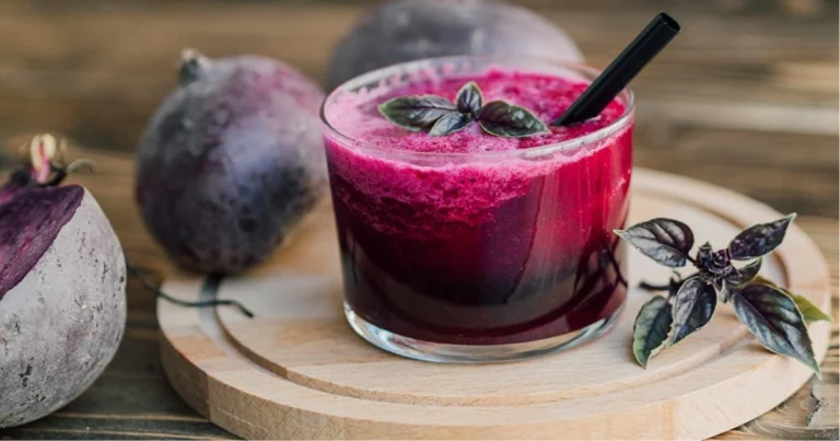 Succo Vitalizzante alla Barbabietola e alla Mela: Energia Naturale per Corpo e Mente