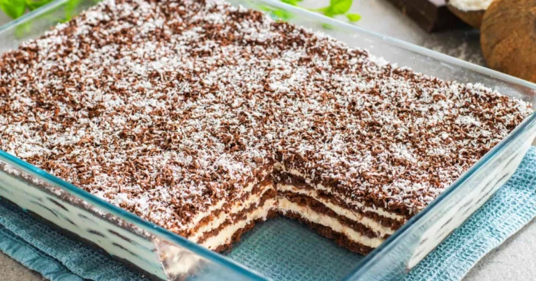 Torta di crema e biscotti: il dessert senza cottura facile e goloso