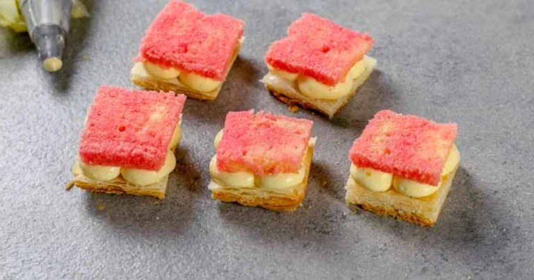 Mini diplomatici: la ricetta dei pasticcini raffinati e irresistibili