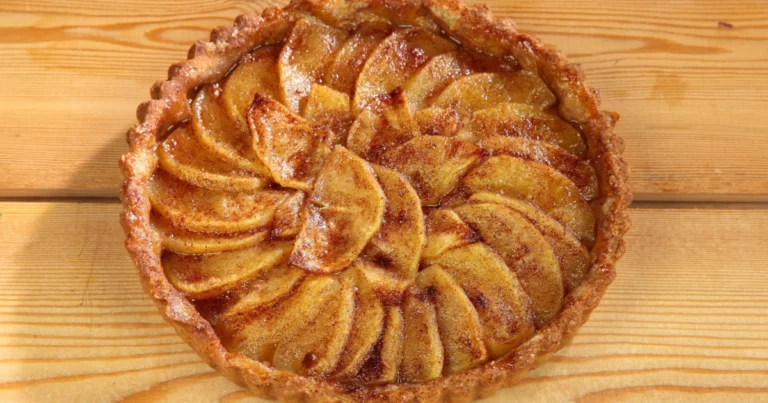 Crostata di mele: ricetta tradizionale e varianti golose