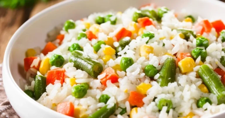 Insalata di riso: la ricetta fresca e colorata per l’estate