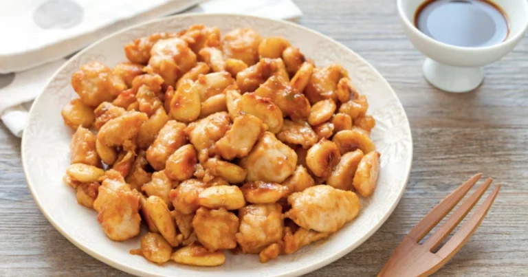 Pollo alle mandorle: ricetta facile e gustosa della tradizione cinese