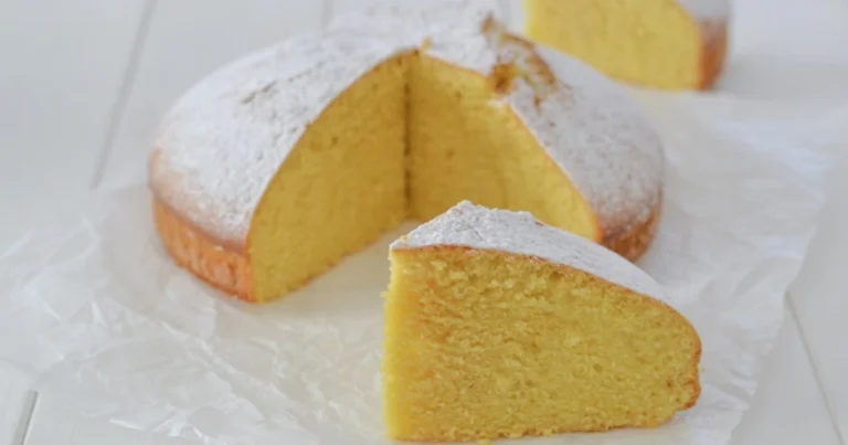 Torta al limone soffice: ricetta tradizionale e segreti per un dolce irresistibile